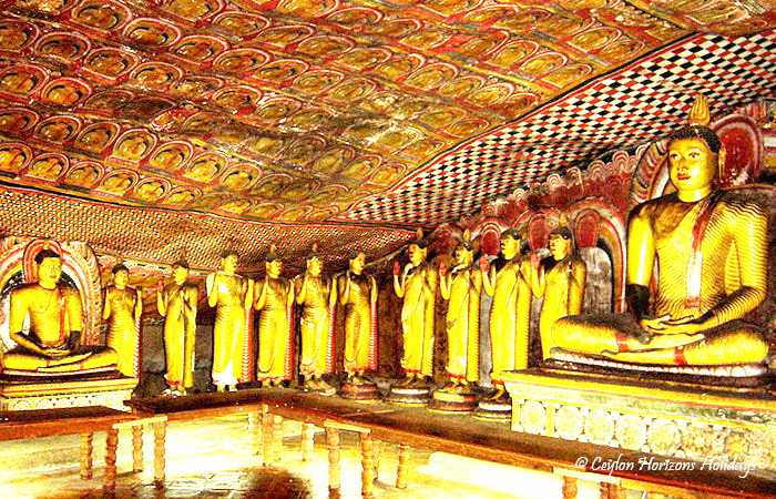 Dambulla Cave Temple (13)