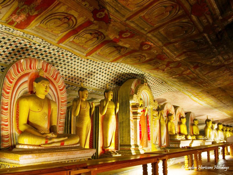 Dambulla Cave Temple (2)
