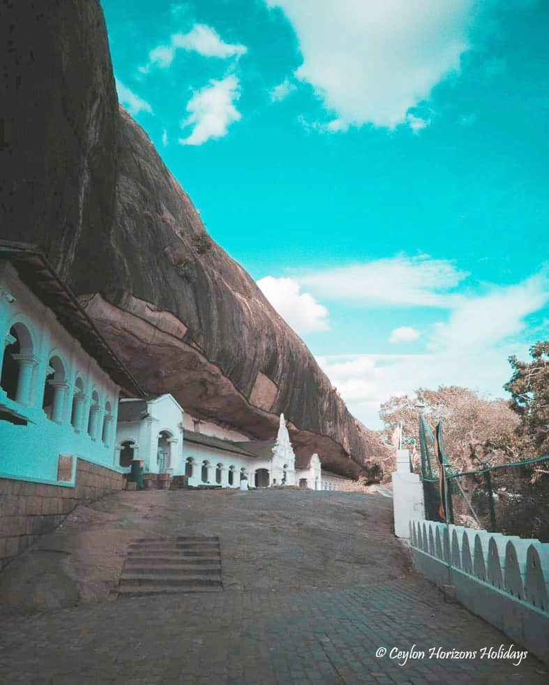Dambulla Cave Temple (4)